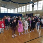 Zabawy podczas balu.