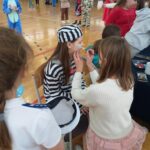 Zabawy podczas balu.