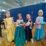 Zabawy podczas balu.