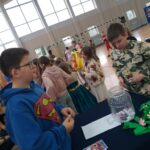 Zabawy podczas balu.