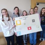 Uczniowie podczas Dnia Bezpiecznego Internetu.