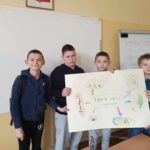 Uczniowie podczas Dnia Bezpiecznego Internetu.