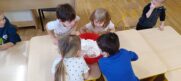 JEŻYKI EKSPERYMENTUJĄ I DOŚWIADCZAJĄ