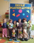 DZIEŃ MATEMATYKI W JEŻYKACH