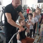 Ćwiczymy pod okiem trenera.