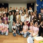 Uczniowie podczas konkursu kulinarnego.