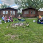 Uczniowie podczas zajęć na świeżym powietrzu?