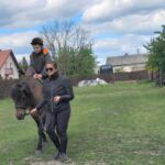 Uczniowie podczas zajęć na świeżym powietrzu?