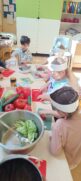 GRECJA NA TALERZU – CZYLI JAK ROBIMY GRECKĄ SAŁATKĘ