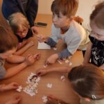 Nocowanka wolontariuszy.