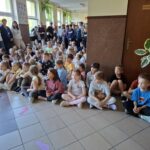 Uczniowie podczas apelu.