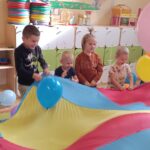 Zabawy przedszkolaków.