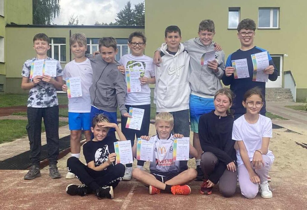 SUKCES NASZYCH LEKKOATLETÓW !