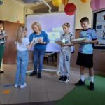 Wręczenie nagród uczniom.